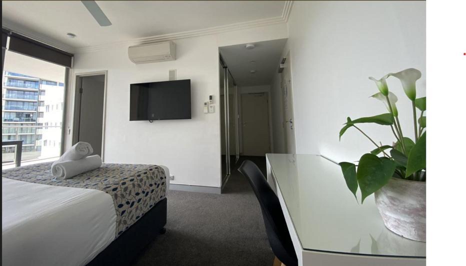 Redvue Holiday Apartments Redcliffe Exterior photo